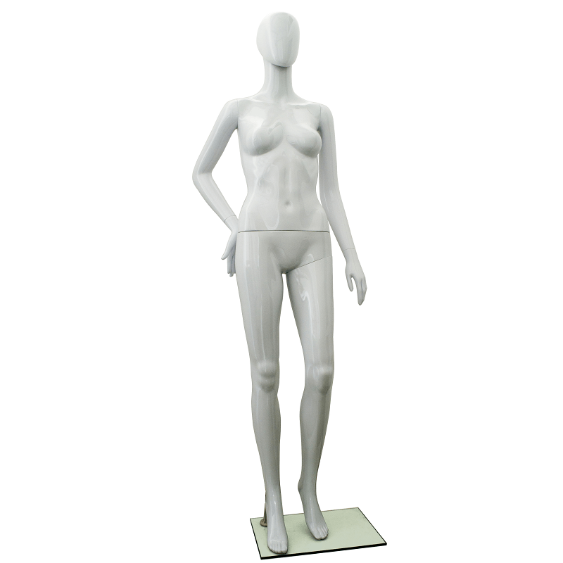 Female Mannequin 